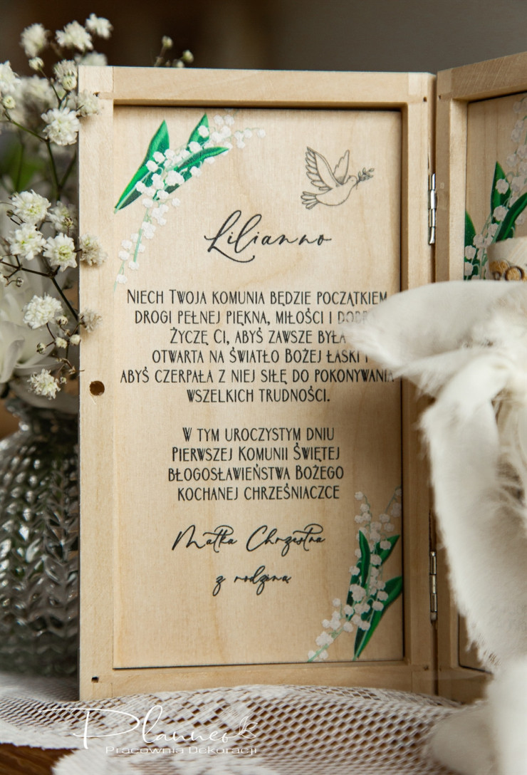 Pamiątka Pierwszej Komunii Świętej konwalie