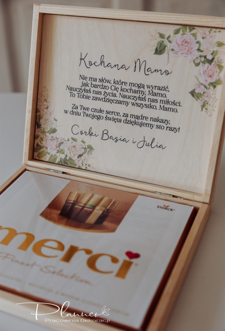 Pudełko na czekoladki Merci róże