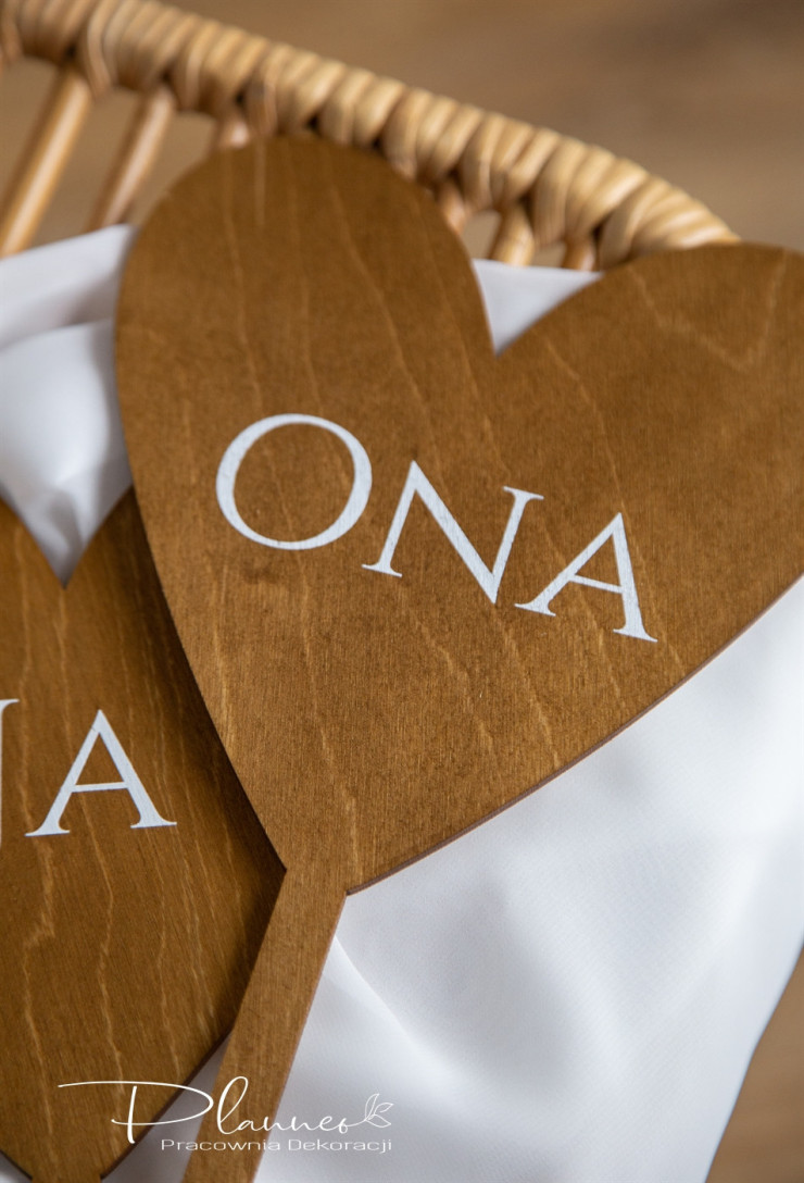 Tabliczki na oczepiny serca drukowane Ona