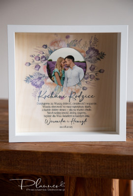 Biała ramka do zdjęcia wzór fioletowe kwiaty