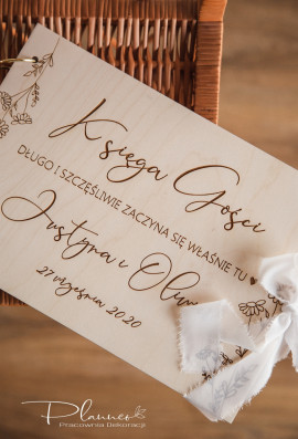 Księga Gości Stokrotki ze wstążką szyfonową