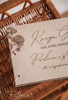Księga Gości Piwonie ze wstążką szyfonową