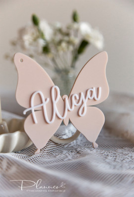 Zawieszka Beżowy Motylek z imieniem