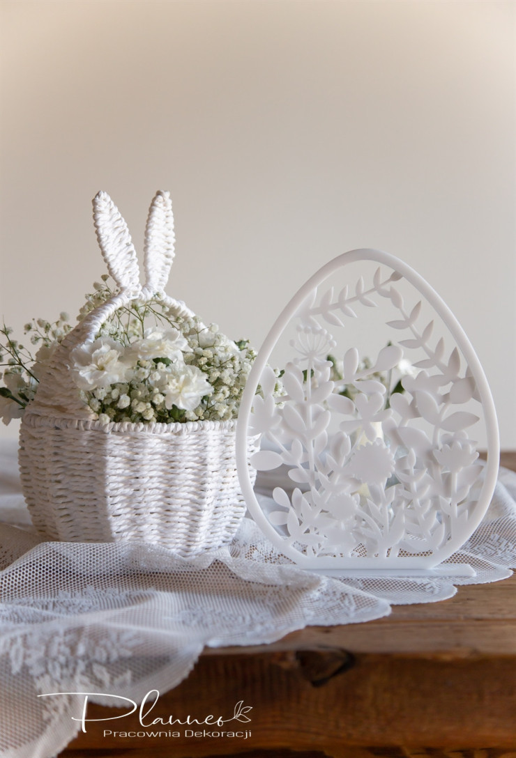 Ażurowe jajko z plexi do postawienia