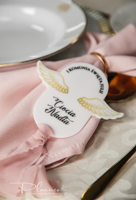 Winietka komunijna z nadrukiem skrzydełek i wstążką