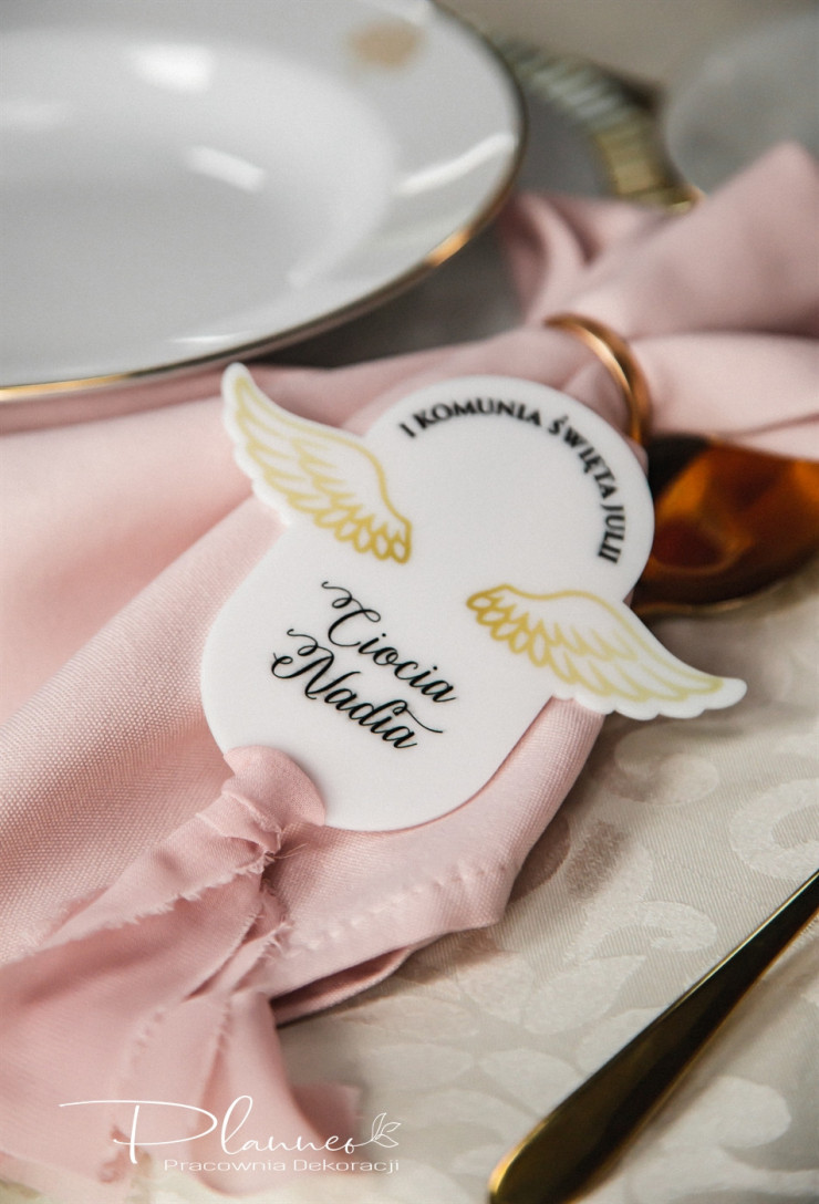 Winietka komunijna z nadrukiem skrzydełek i wstążką