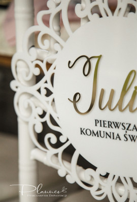 Tabliczka na krzesło z imieniem na Komunię Świętą