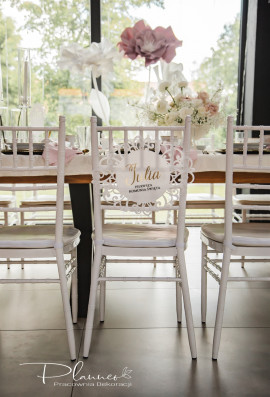 Tabliczka na krzesło z imieniem na Komunię Świętą plexi