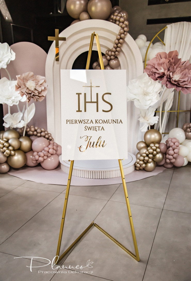 Pionowa tablica komunijna z imieniem