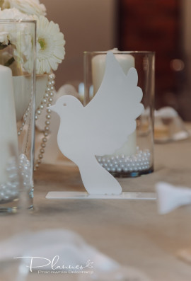 Gołąbek figurka do postawienia mleczna plexi