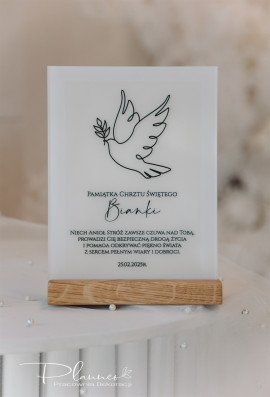 Pamiątka Chrztu Świętego tabliczka z gołębiem drewniana podstawa