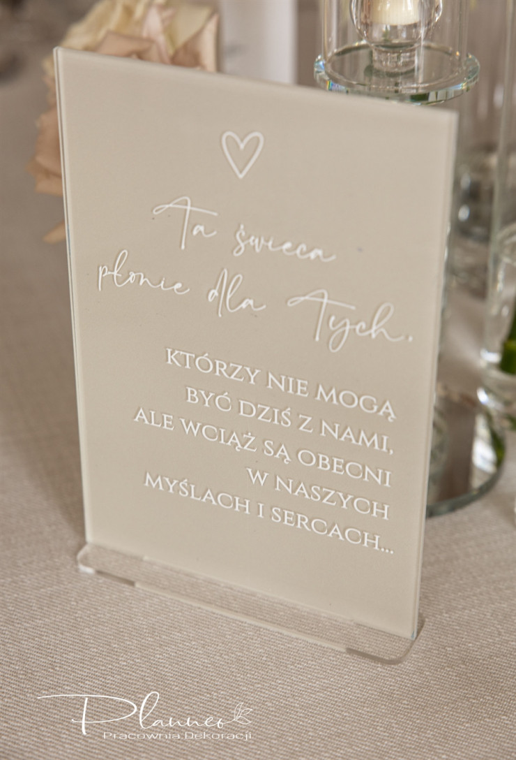 Ta świeca płonie wzór Serduszko plexi