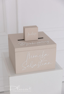 Skrzynka beżowa elegancka naklejane imiona