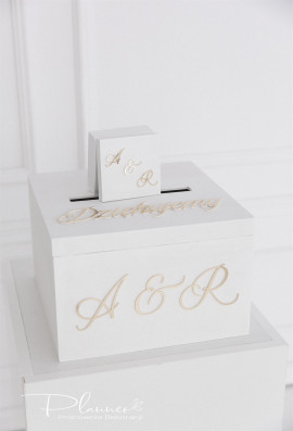 Skrzynka biała elegancka naklejane inicjały