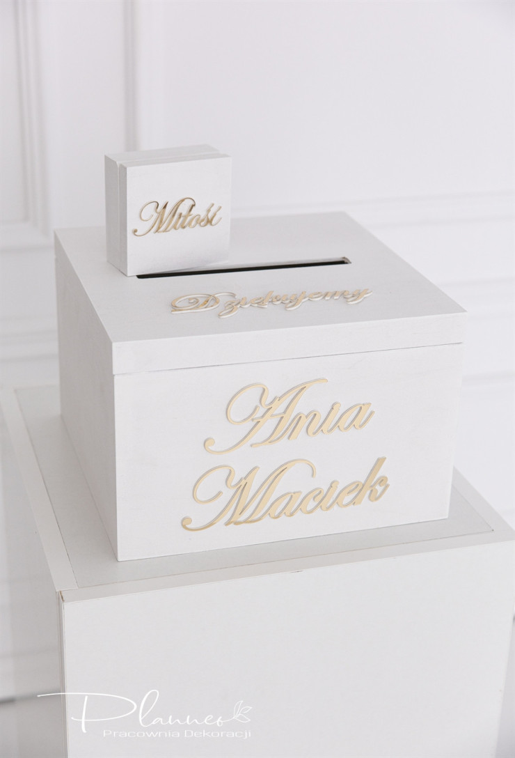 Skrzynka biała elegancka naklejane imiona