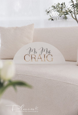 Tabliczka z nazwiskiem na stół Pary Młodej Mr Mrs złoty napis